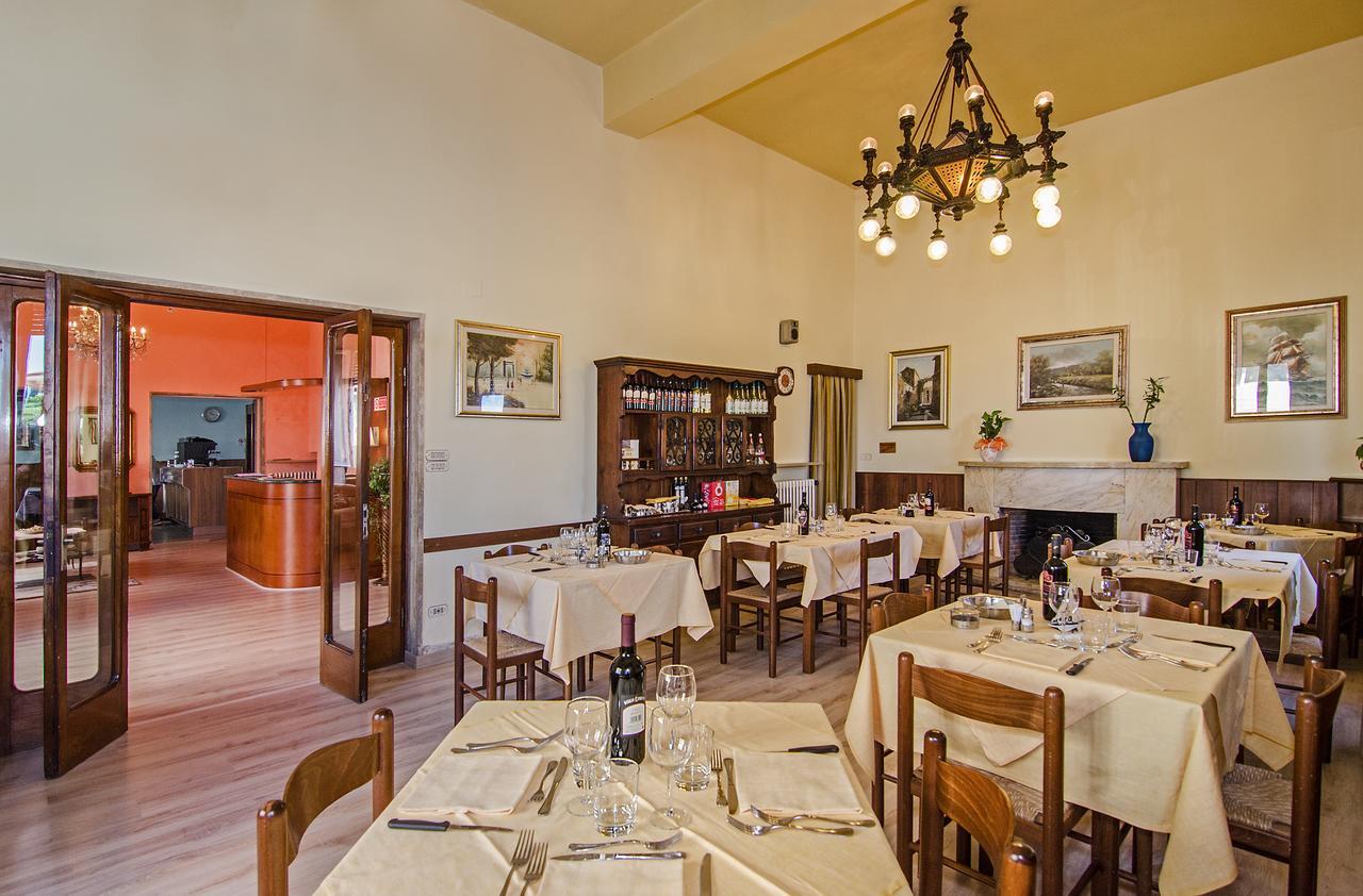 Hotel Ambra Виареджо Екстериор снимка